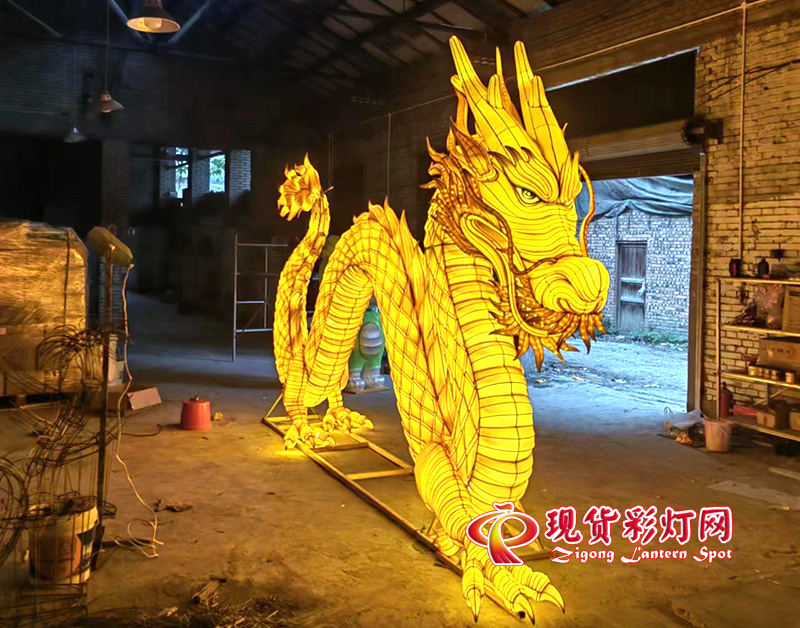 金龍花燈